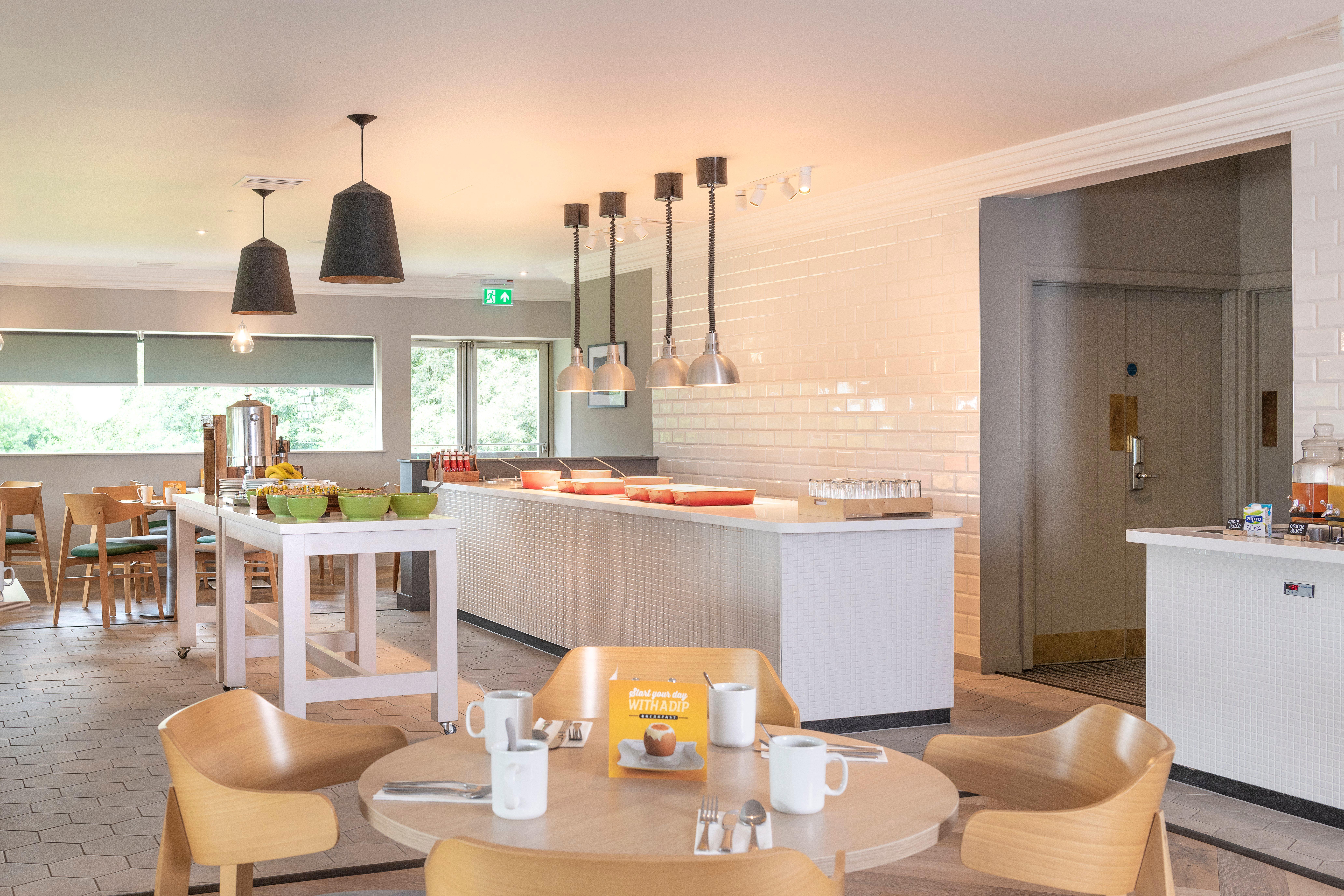 Holiday Inn Norwich, Ipswich Road By Ihg Exterior photo