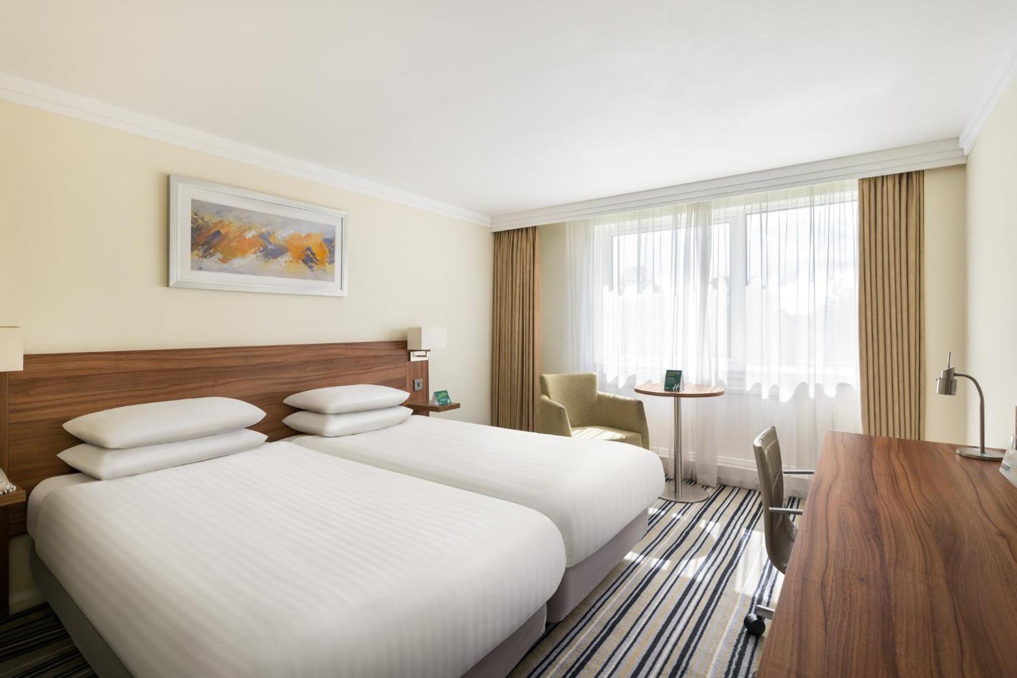 Holiday Inn Norwich, Ipswich Road By Ihg Exterior photo