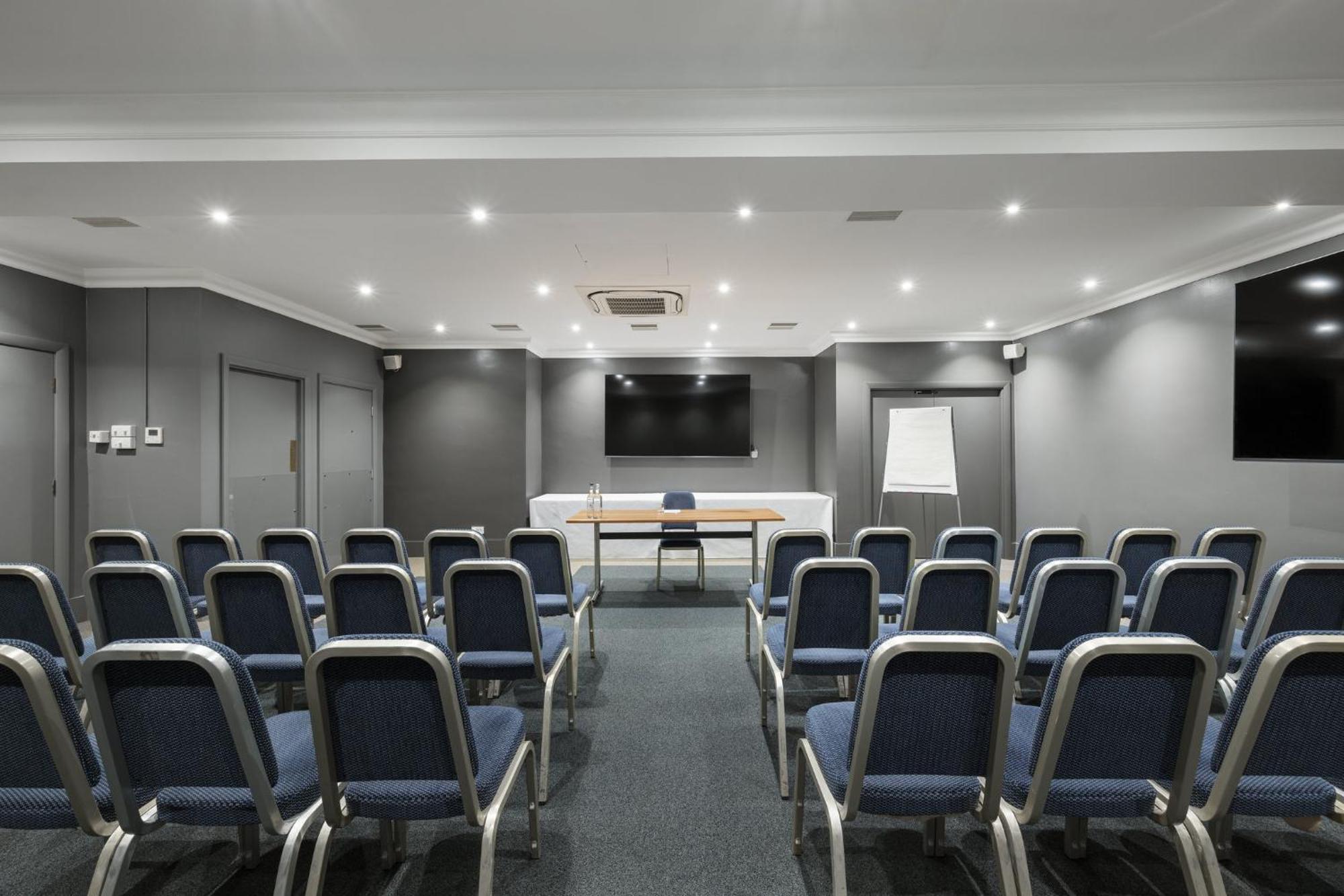Holiday Inn Norwich, Ipswich Road By Ihg Exterior photo