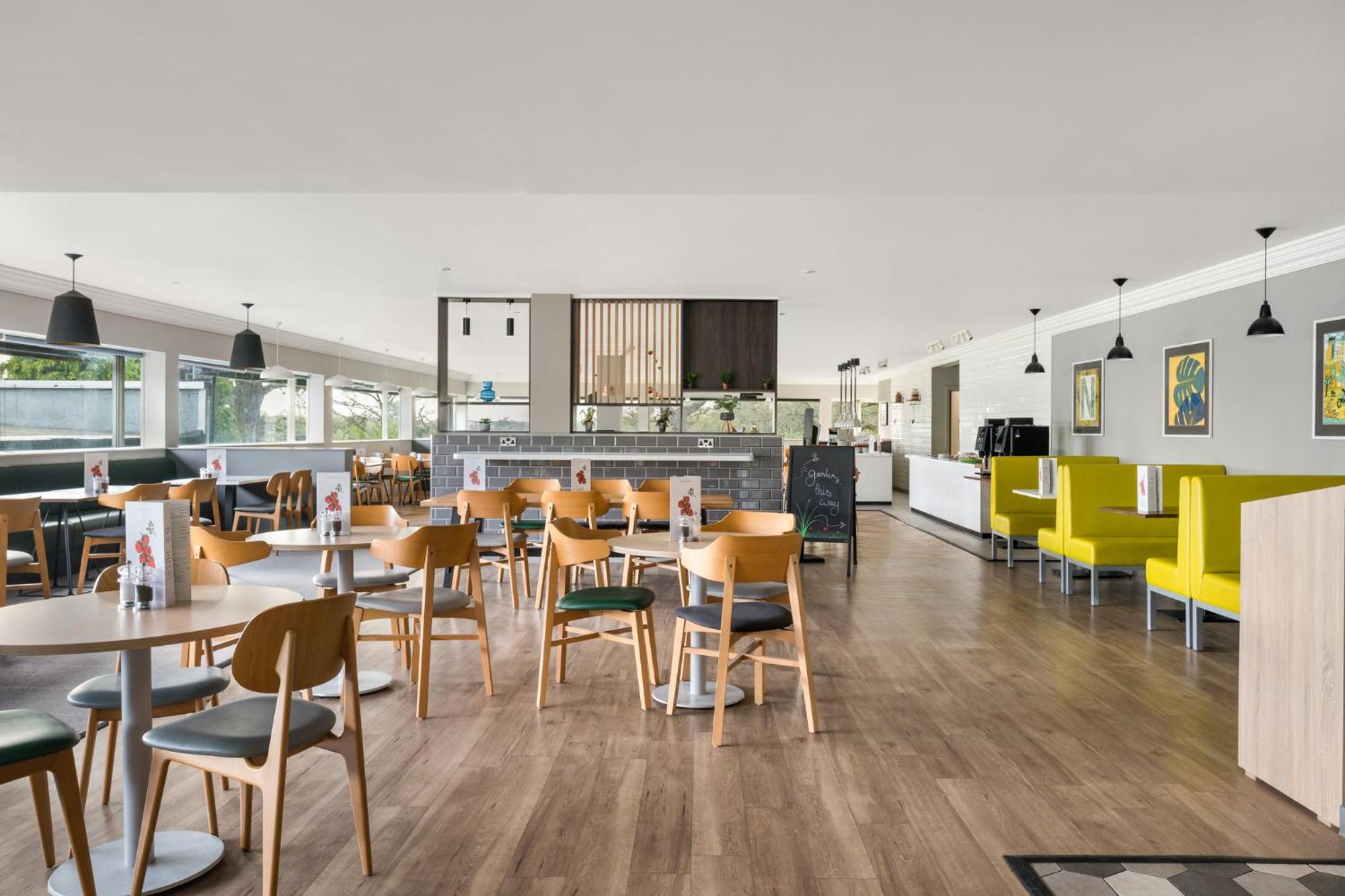 Holiday Inn Norwich, Ipswich Road By Ihg Exterior photo