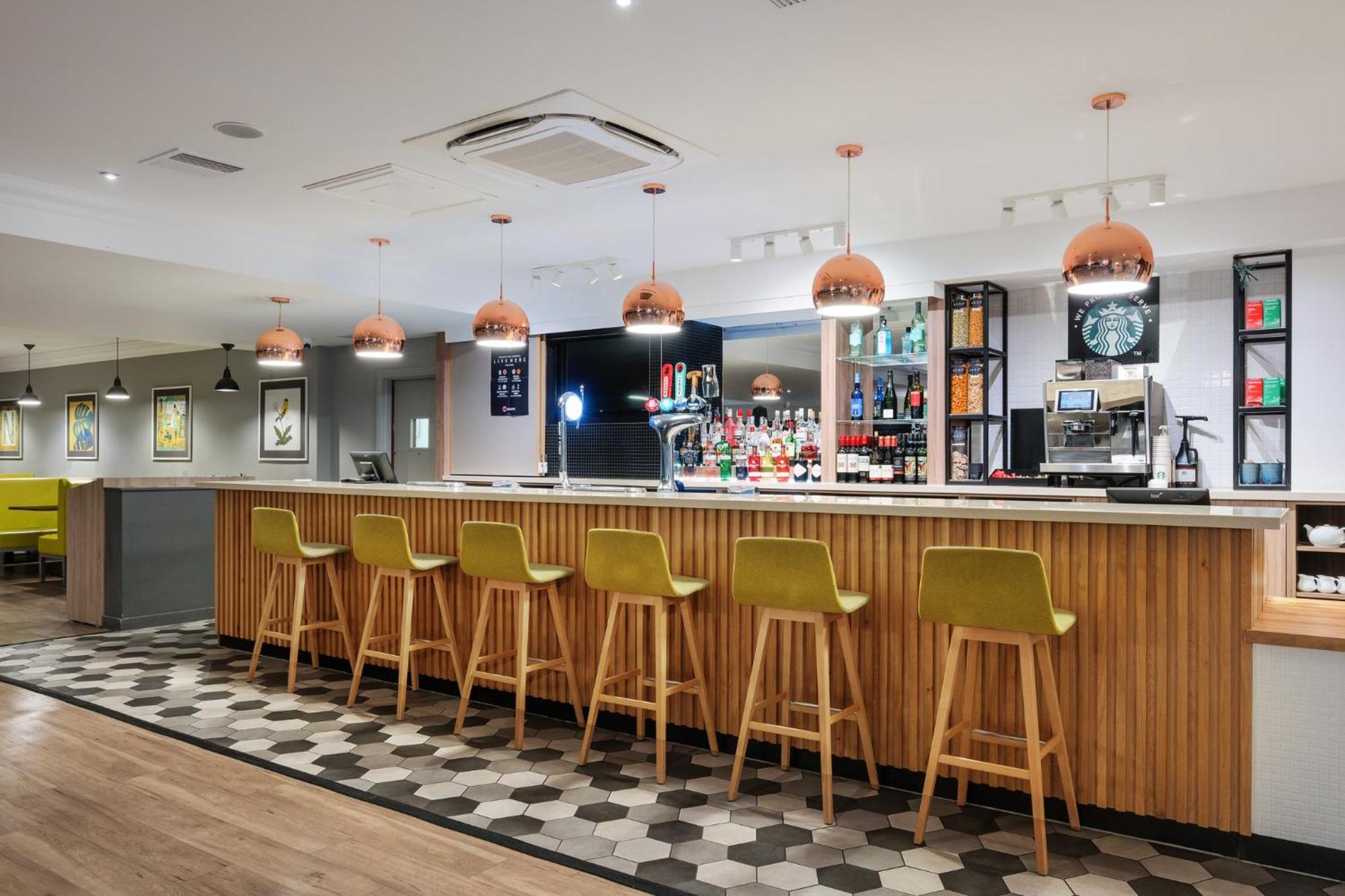 Holiday Inn Norwich, Ipswich Road By Ihg Exterior photo