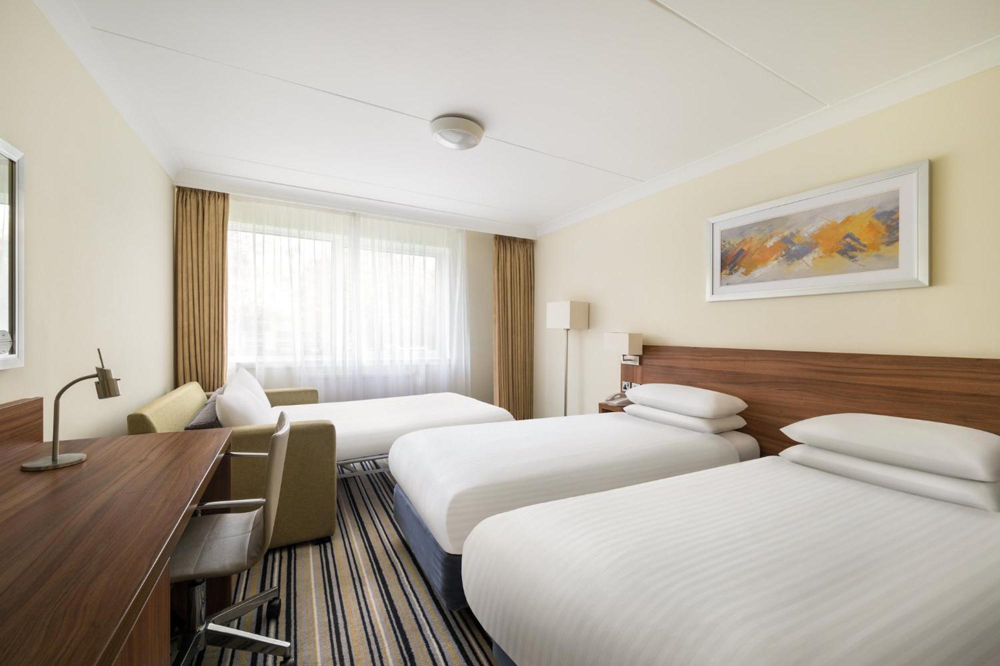 Holiday Inn Norwich, Ipswich Road By Ihg Exterior photo